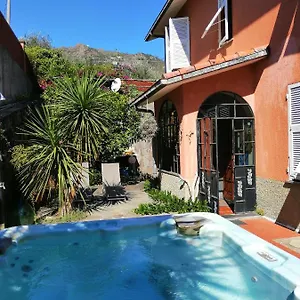  Hébergement de vacances Casa Vancanza Sciamandola Italie